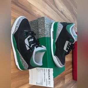 Jordan 3 pine green size 7